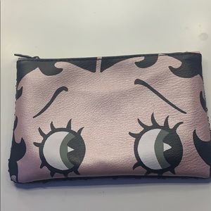 A Betty Boop makeup bag.